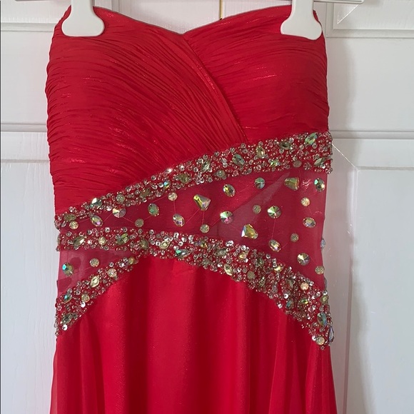 👸 PROM DRESS 👗 - Picture 2 of 8